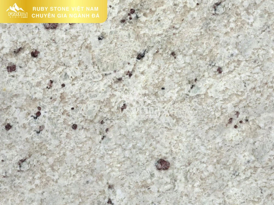 GRANITE | COLONIAL WHITE
