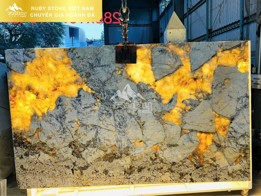 QUARTZ | PANTAGONIA
